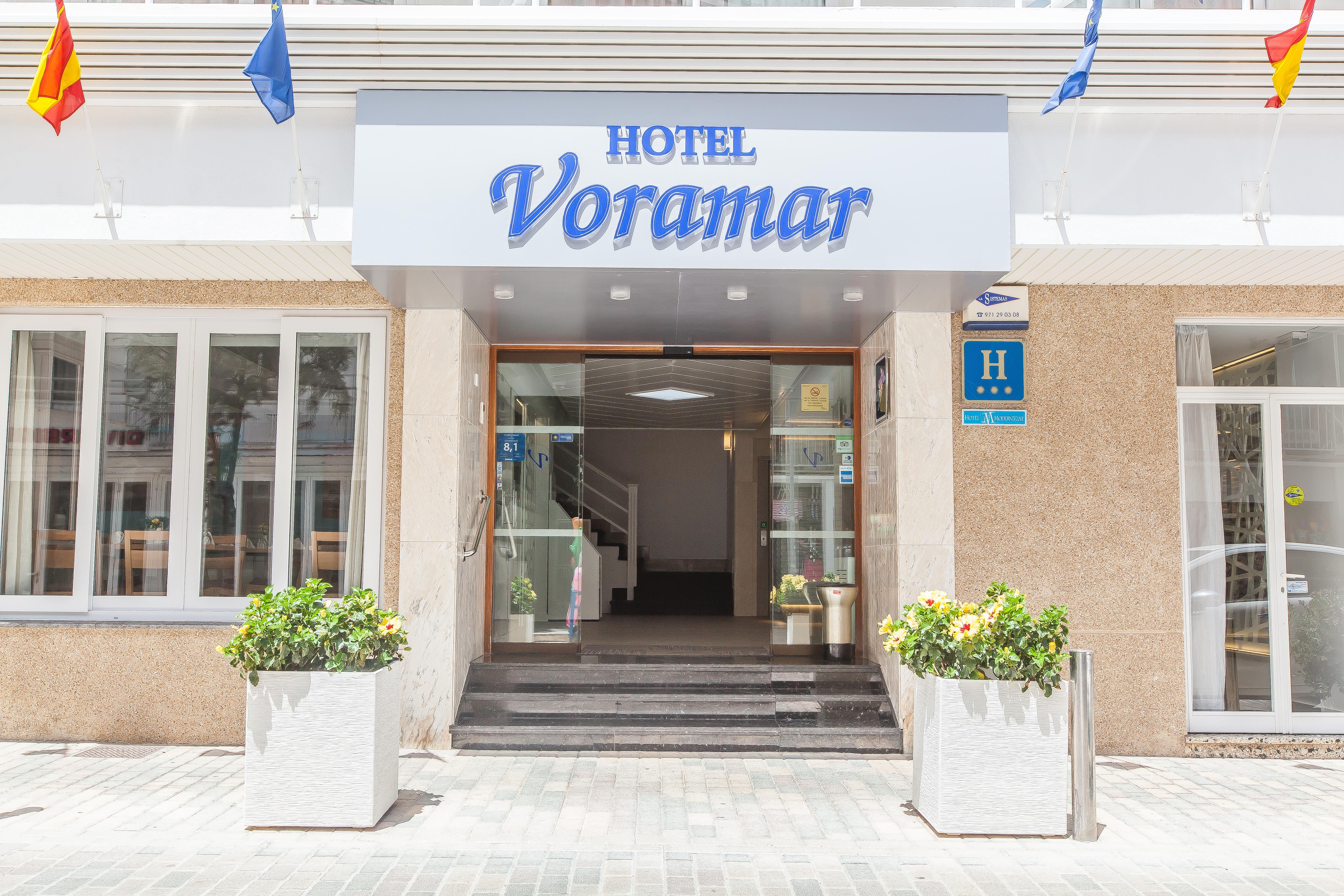 Hotel Voramar Кала-Мільор Екстер'єр фото